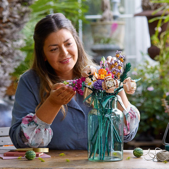 LEGO® ICONS Flower Bouquet Building Kit 10280 - DAMAGED BOX