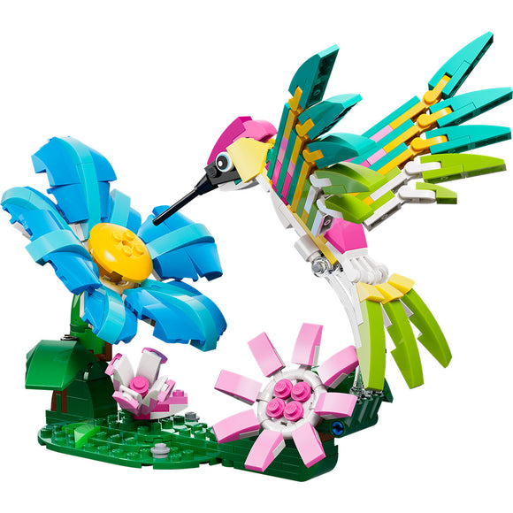 LEGO® Creator 3 in1 Wild Animals: Colourful Hummingbird Decor 31384