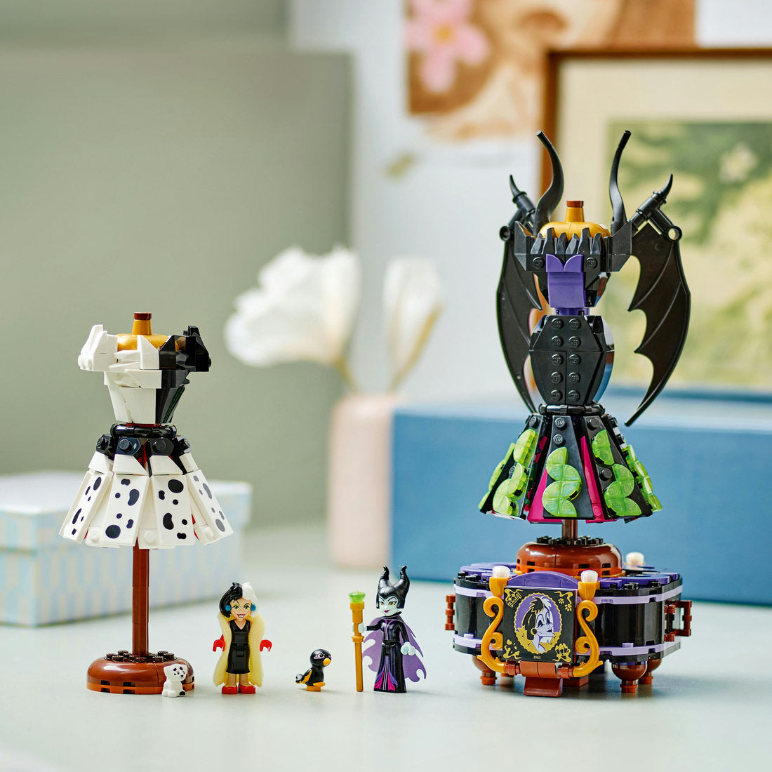 LEGO® ǀ Disney Villains Maleficent’s and Cruella De Vil’s Dresses 43262 - SLIGHTLY DAMAGED BOX
