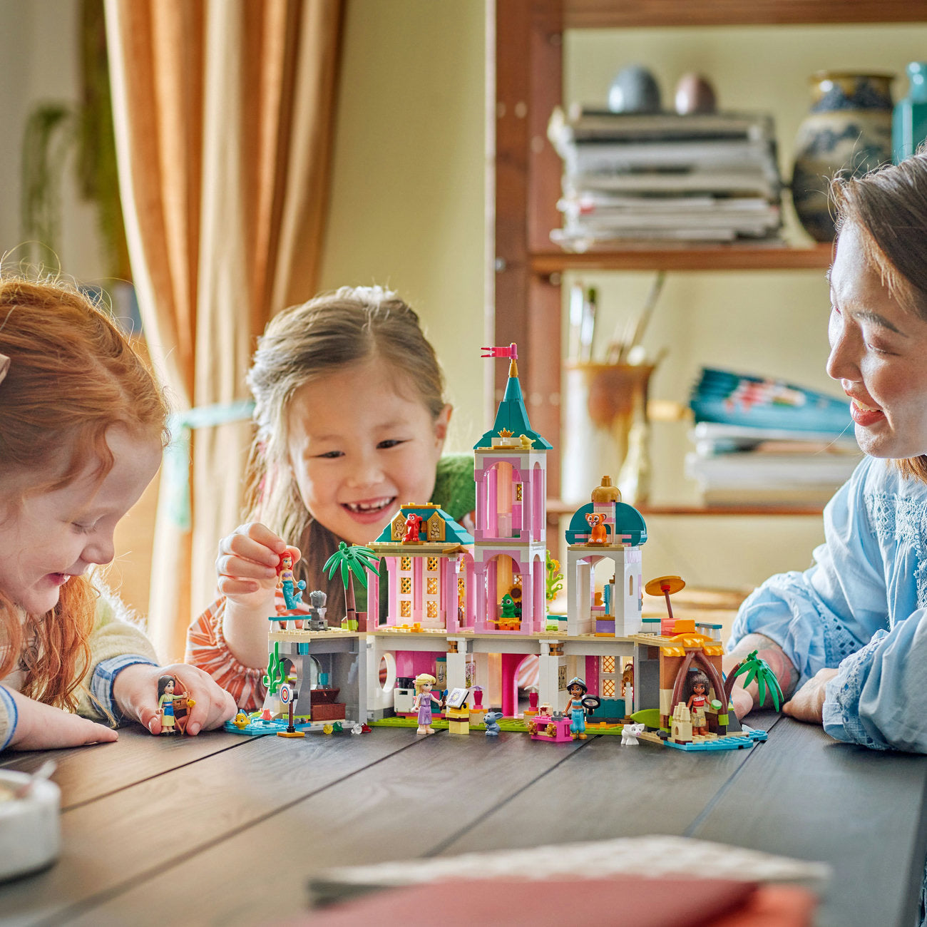 43267 LEGO® Disney™ Princess Castle & Royal Pets – New World
