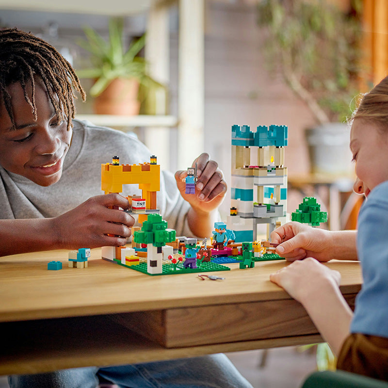 LEGO® Minecraft® The Crafting Box 4.0 Building Toy Set 21249 - DAMAGED BOX