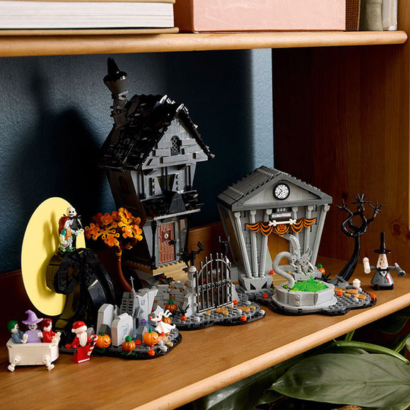 LEGO® Ideas Disney Tim Burton’s The Nightmare Before Christmas 21351