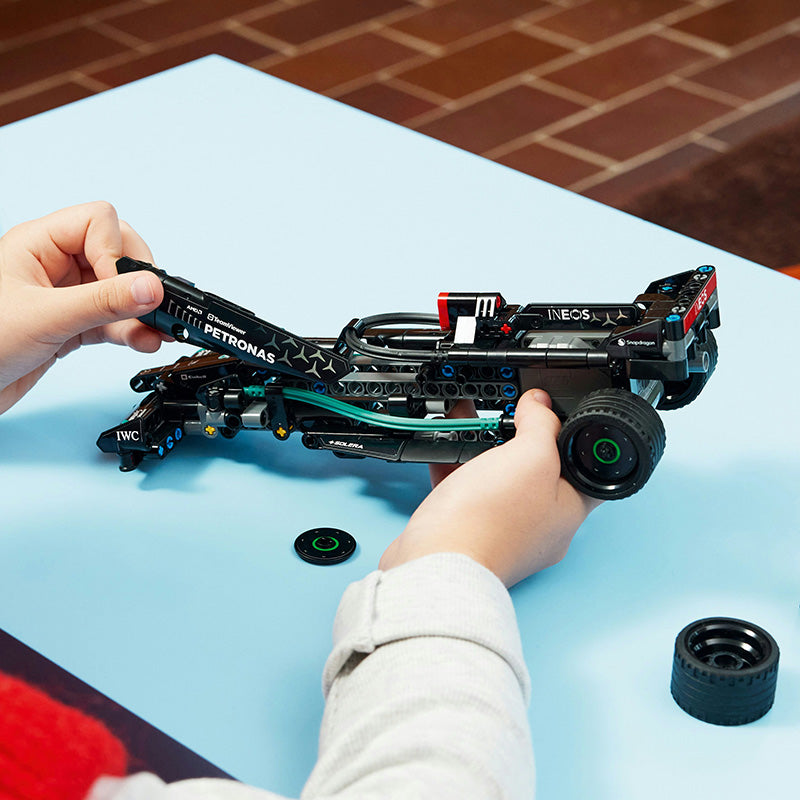 LEGO® Technic™ Mercedes-AMG F1 W14 E Performance Pull-Back 42165 - DAMAGED BOX