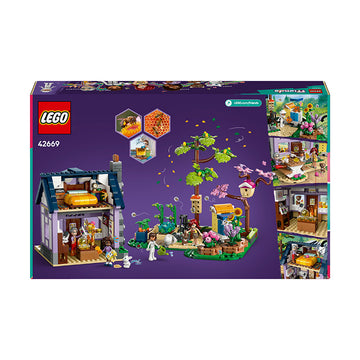 LEGO® Friends Beekeepers’ House and Flower Garden Building Kit 42669 - SLIGHTLY DAMAGED BOX - 0