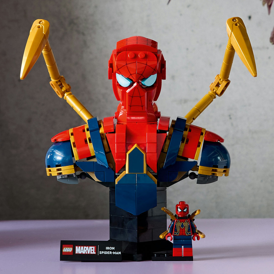 LEGO® ǀ Marvel Iron Spider-Man Bust Collectible Adult Building Set