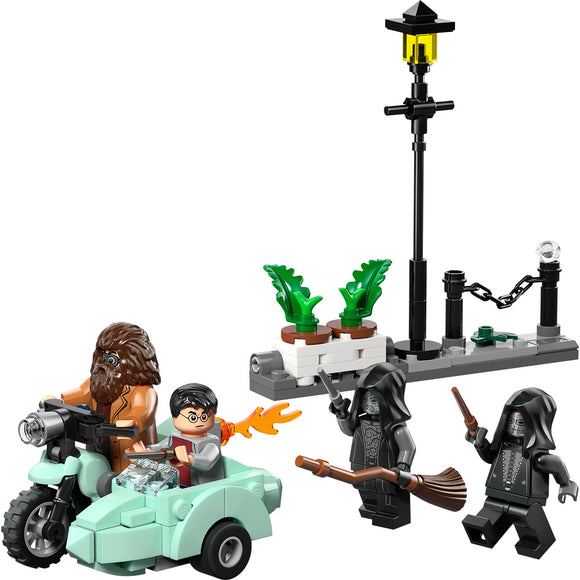 LEGO® Harry Potter™ Hagrid™ & Harry’s Privet Drive Escape 76459