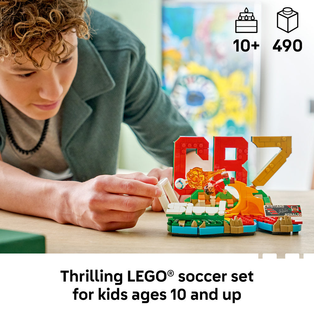 LEGO® Editions Cristiano Ronaldo – Football Highlights 43012 - DAMAGED BOX