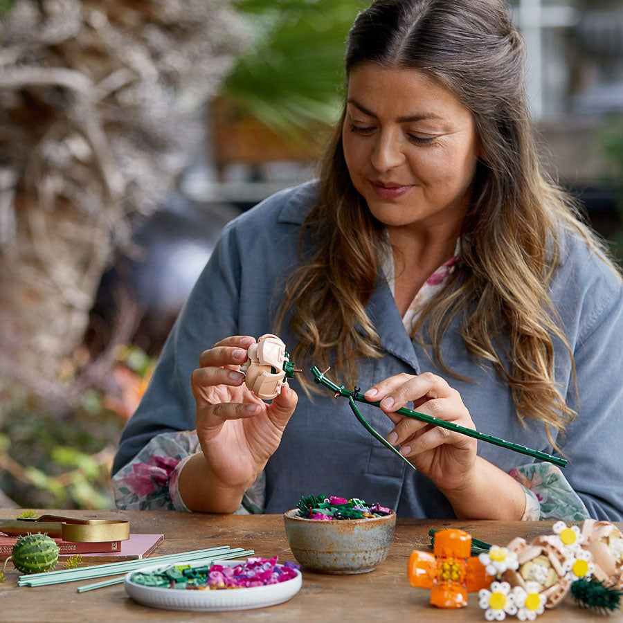 LEGO® ICONS Botanicals Flower Bouquet Building Kit 10280