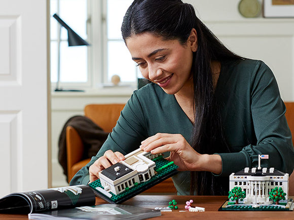 LEGO® Architecture The White House 21054