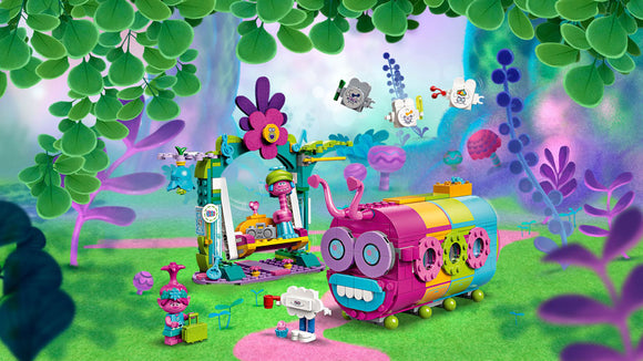 Dreamworks Trolls Holiday Trolls Caterbus Toy Caterpillar Bus