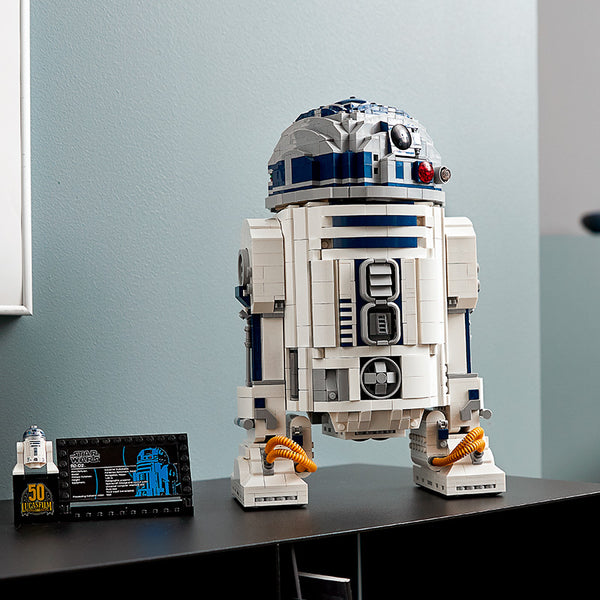 LEGO® Star Wars™ R2-D2™ Collectible Building Kit 75308