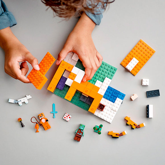 LEGO® Minecraft® The Fox Lodge Building Kit 21178