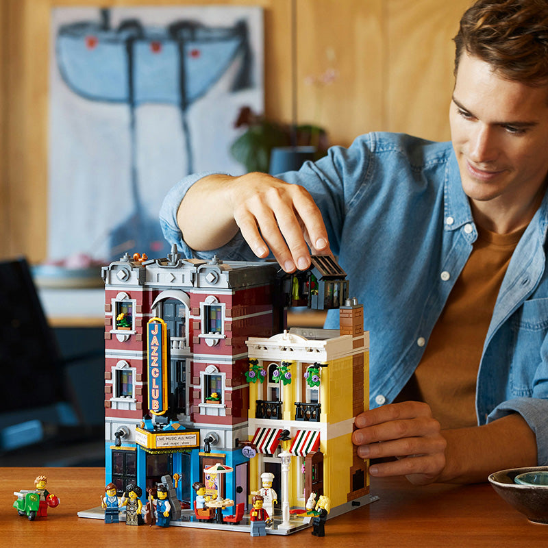 LEGO® ICONS Jazz Club Building Set 10312