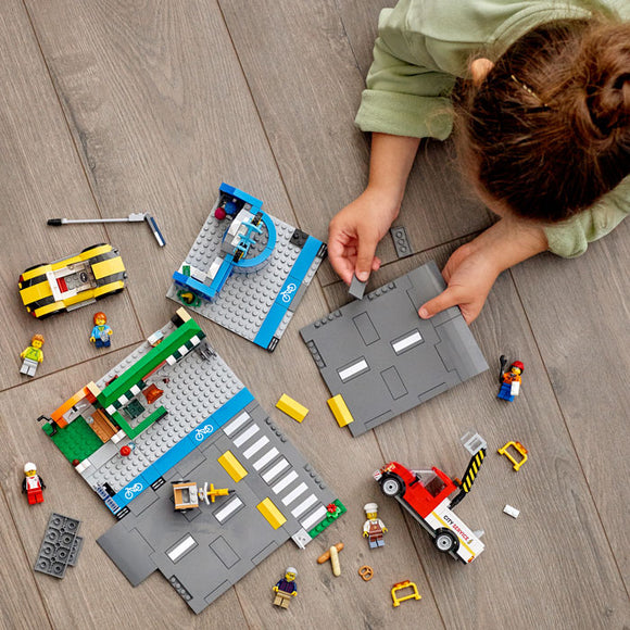 LEGO® City Shopping Street Building Kit 60306