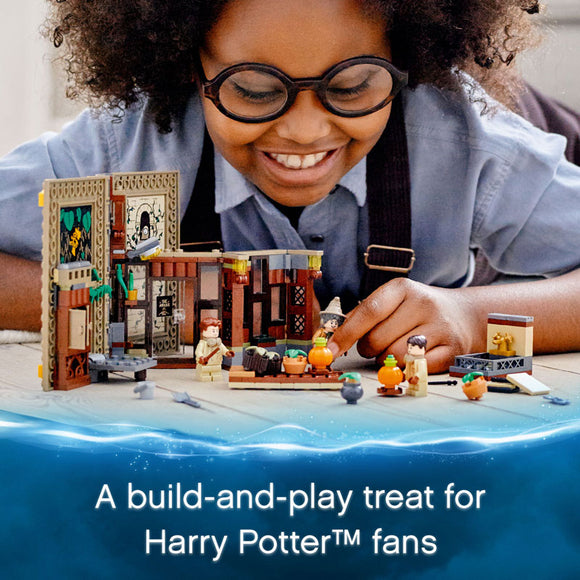 LEGO® Harry Potter™ Hogwarts™ Moment: Herbology Class Building Kit 76384