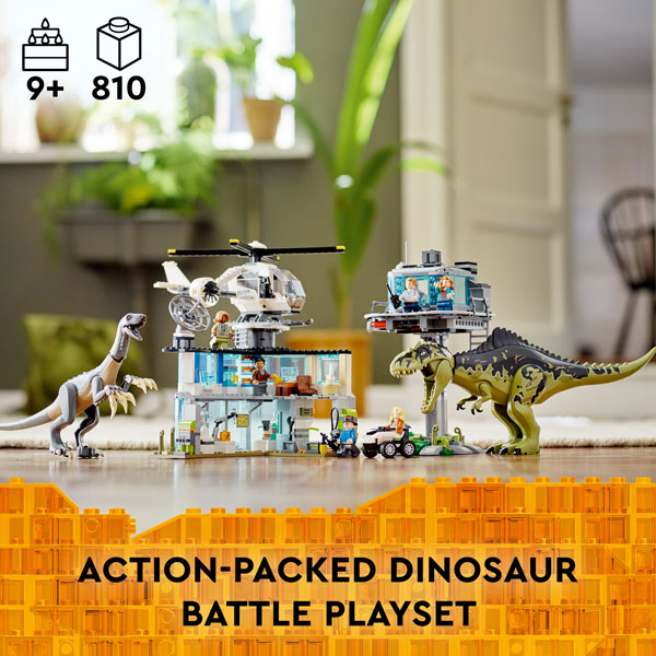 LEGO® Jurassic World Giganotosaurus & Therizinosaurus Attack 76949