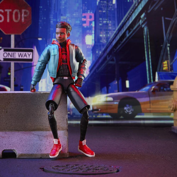Marvel Legends Series Spider-Man Into the Spider-Verse: Miles Morales Figure